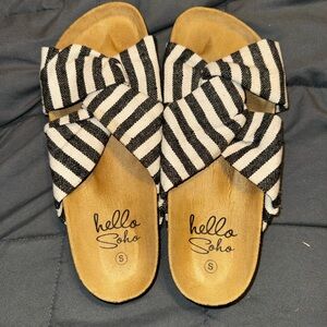 Hello SoHo Sandals (NWOT)